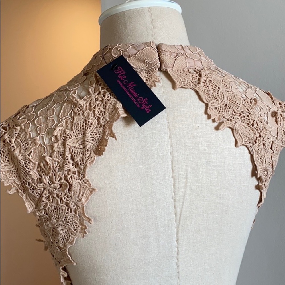 Hot Miami Styles lace dress size S - Picture 3 of 4